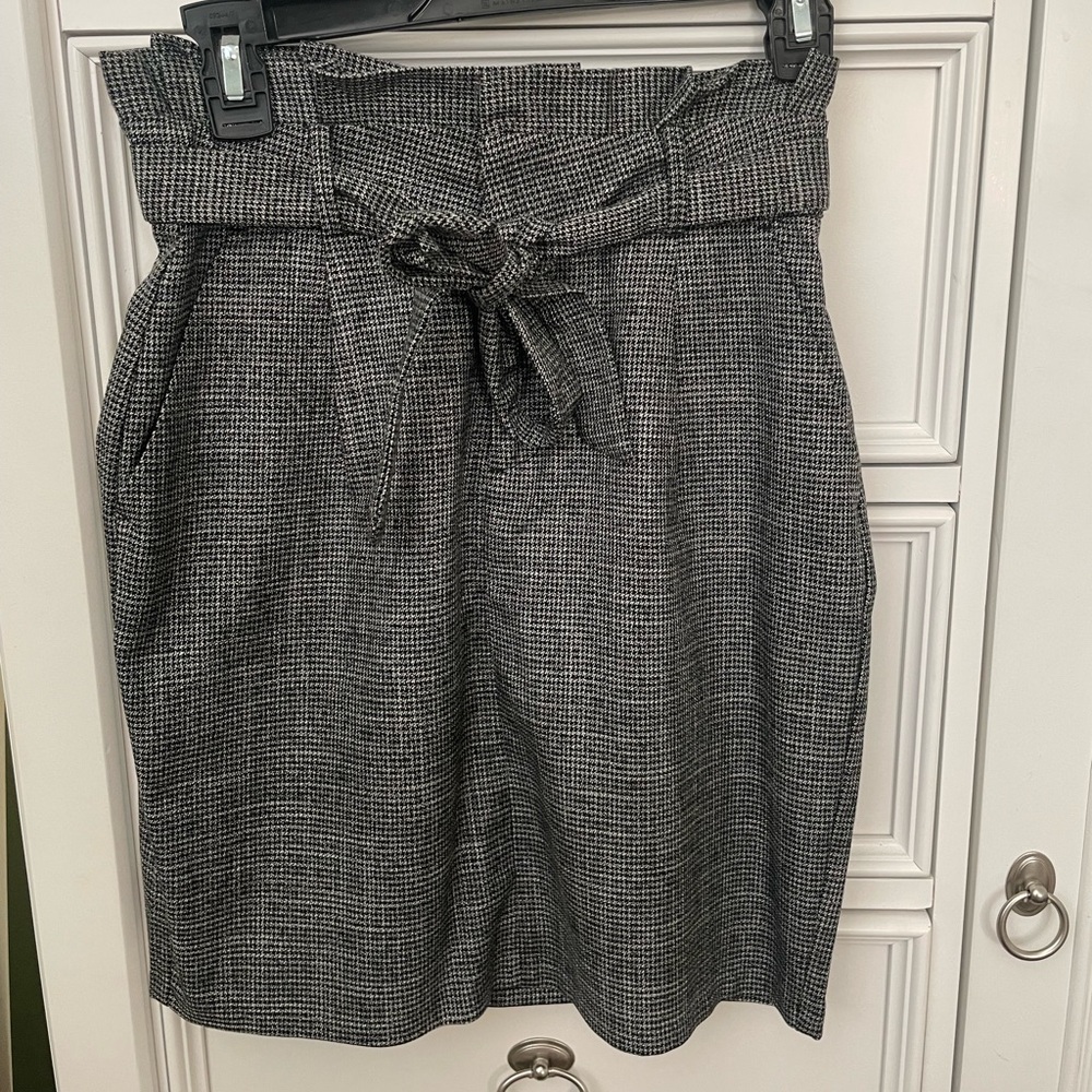 Vero Moda Skirt with Tie